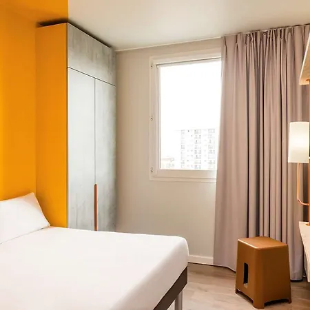 Ibis Budget Chateau-thierry Отель Эссом-сюр-Марн