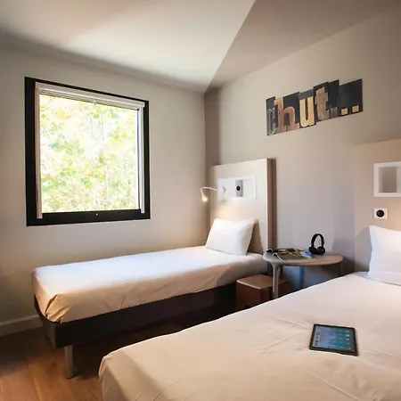 Ibis Budget Chateau-thierry Эссом-сюр-Марн