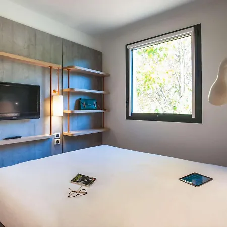 Ibis Budget Chateau-thierry Отель 2*