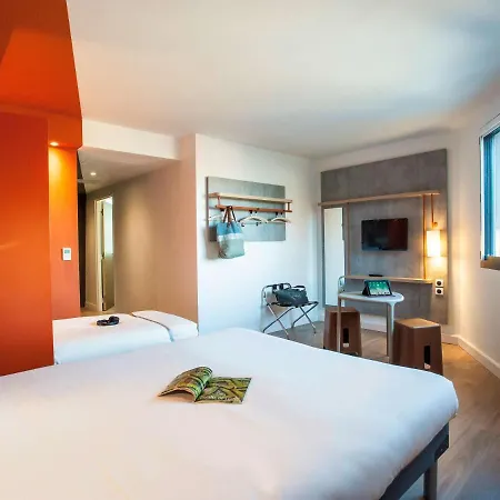 Отель Ibis Budget Chateau-thierry 2*